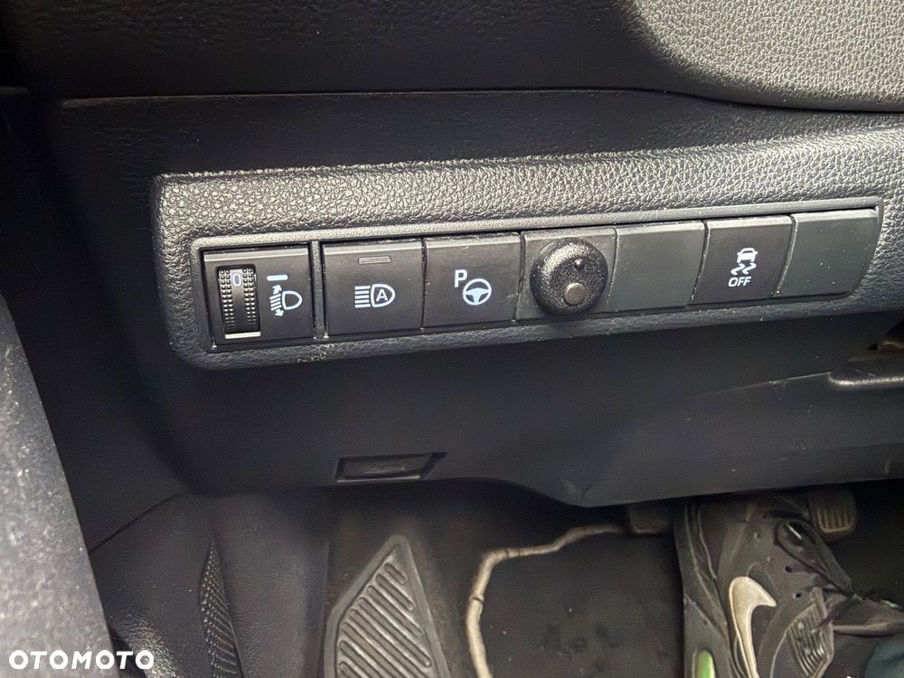 Toyota Corolla 1.8 Hybrid Active - 33