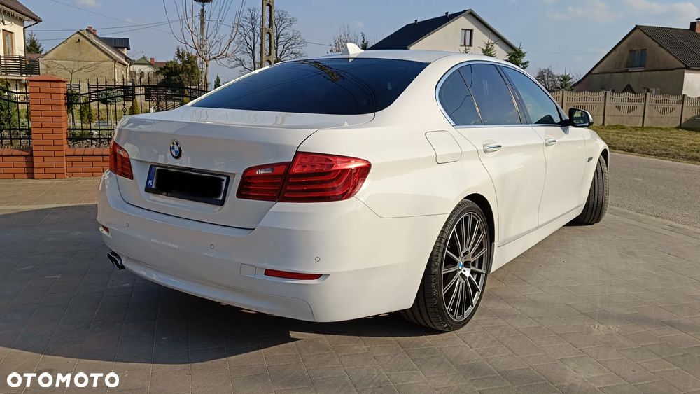 BMW Seria 5 530d xDrive Modern Line - 4