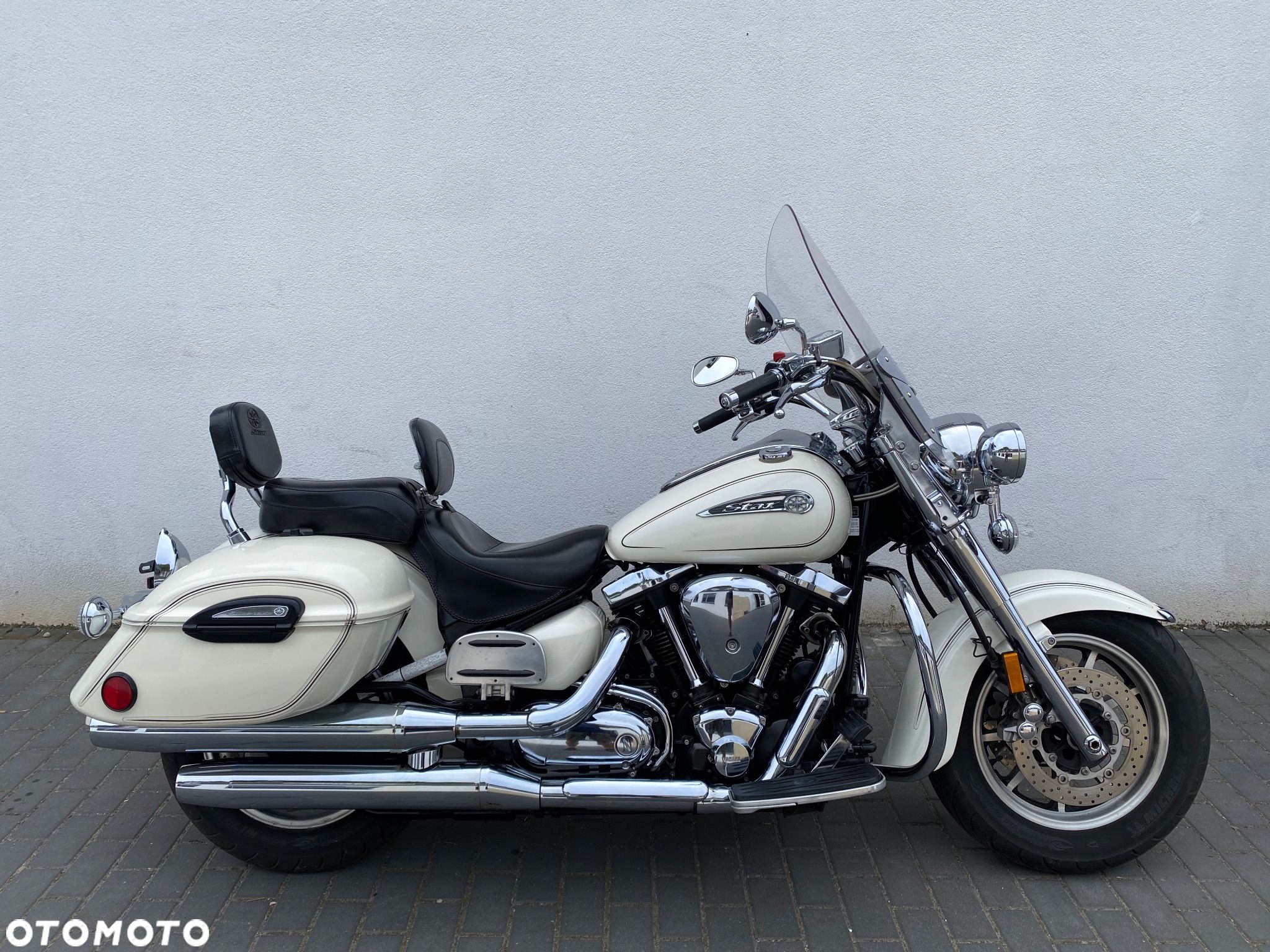 Yamaha Road Star - 1