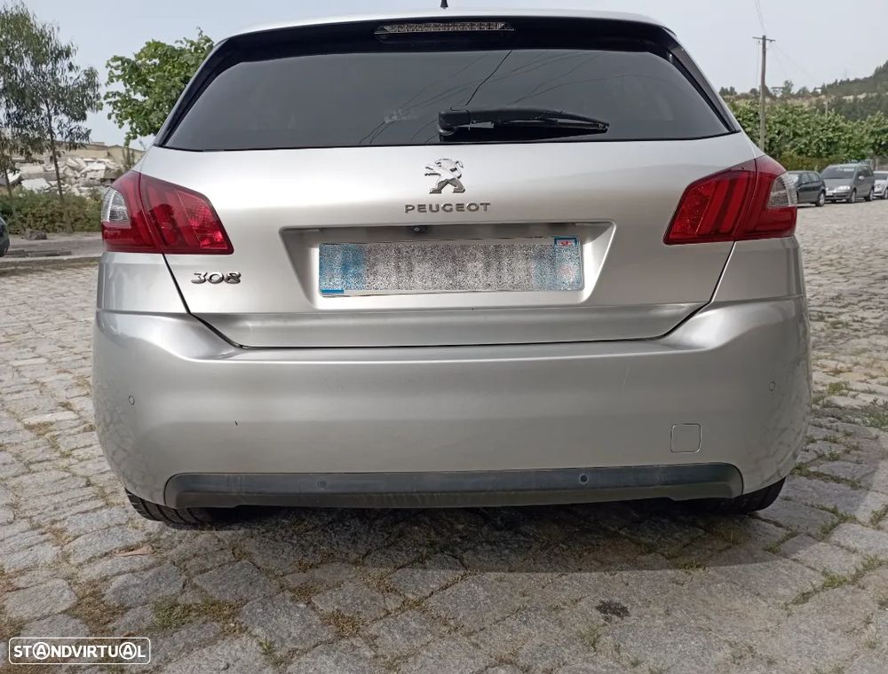 Para Choques Tras Peugeot 308 2013 - 1