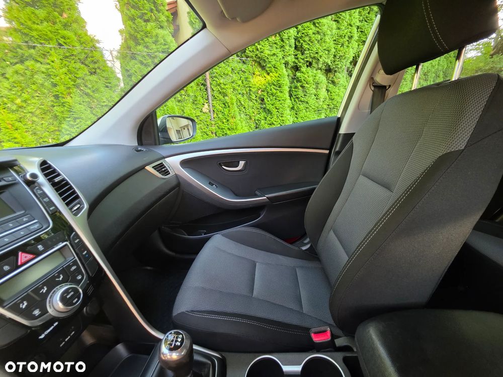 Hyundai i30 1.4 CRDi Comfort - 8