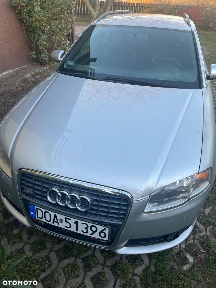 Audi A4 - 1