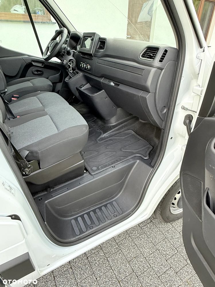 Renault MASTER 2023 Salon Polski 2.3-136 - 32
