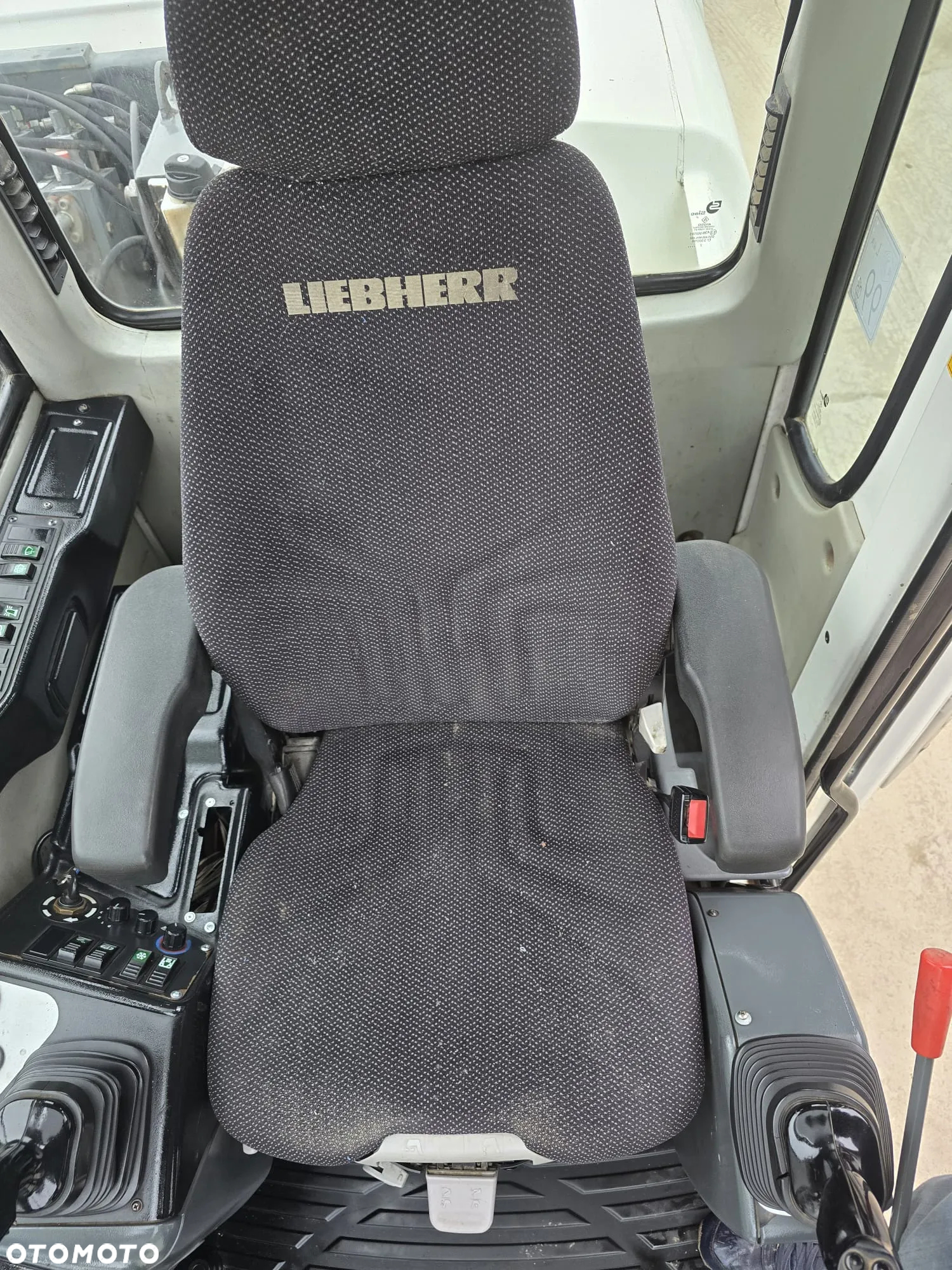 Liebherr A 314 Litronic - 8