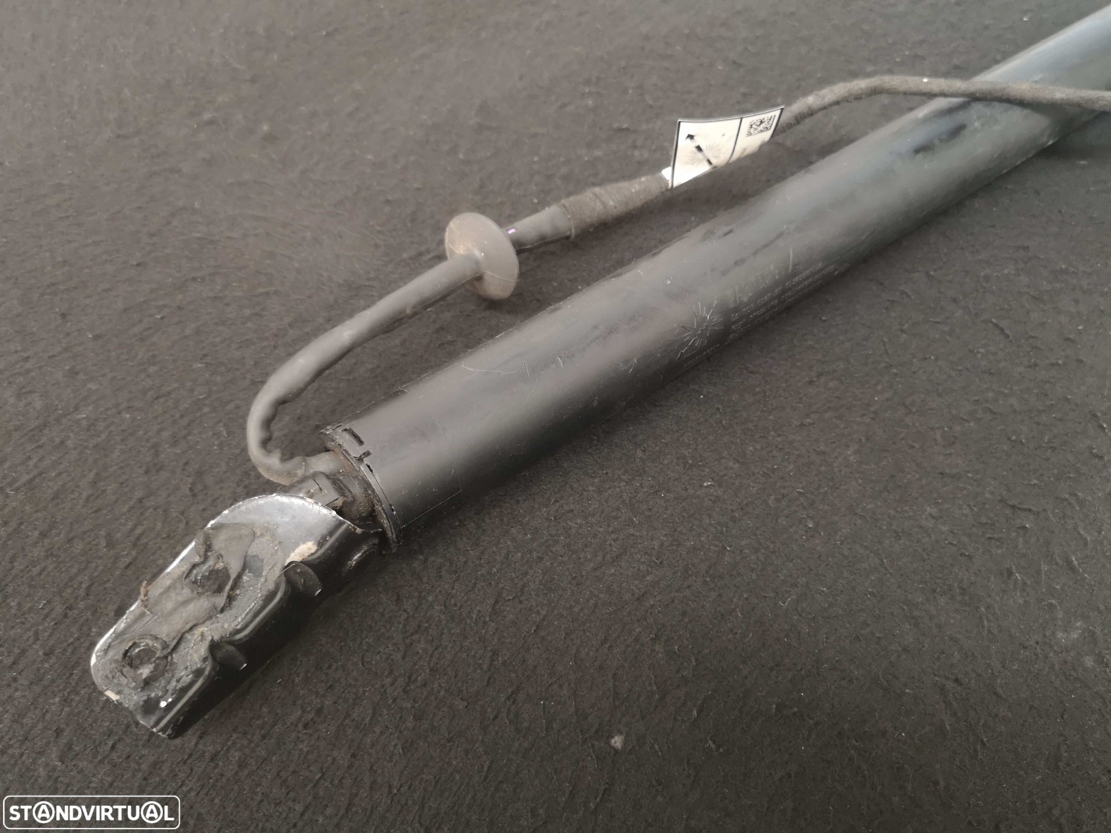 Amortecedorea da mala eléctrica  Originais esquerdo  Hyundai Tucson 2016-2019 - 1