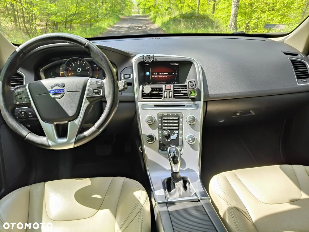 Volvo XC 60 T5 AWD Drive-E Summum - 12
