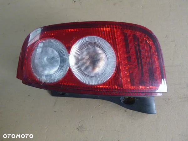 LAMPA PRAWY TYŁ PRAWA TYLNA NISSAN MICRA K12 LIFT