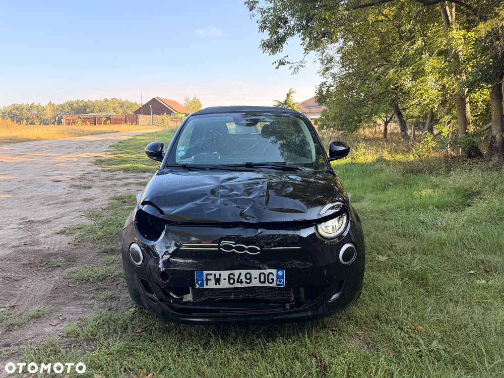 Fiat 500E 2021 photo 3