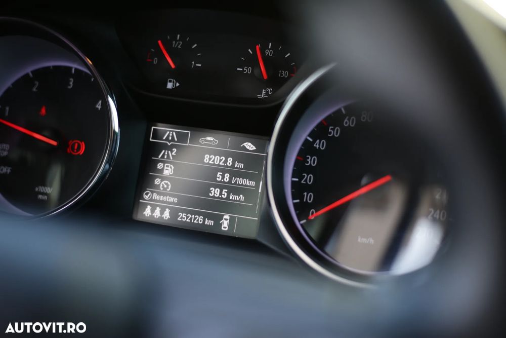 Opel Astra 1.6 D (CDTI) Start/Stop Innovation - 7