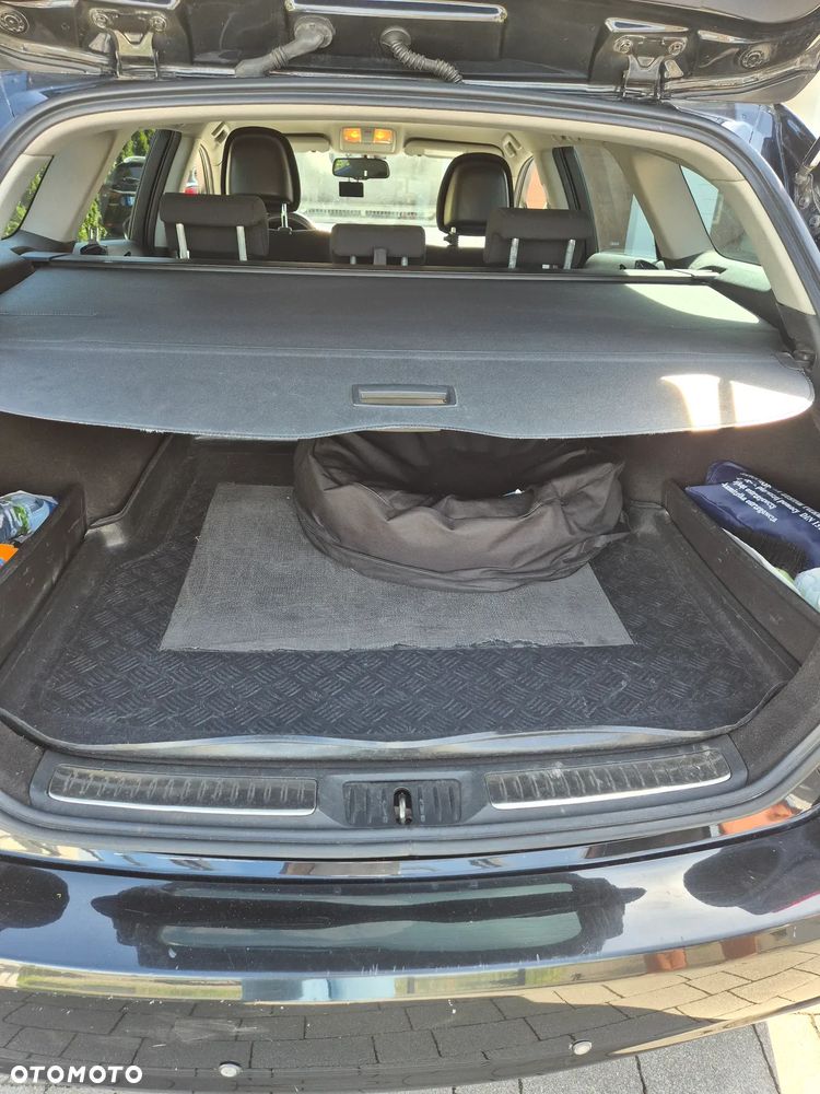 Toyota Avensis 1.8 Sol - 9