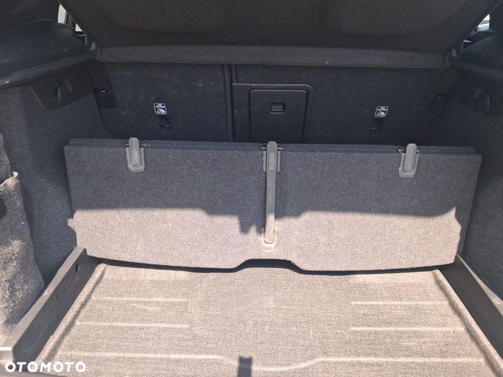 Volvo XC 40 - 15