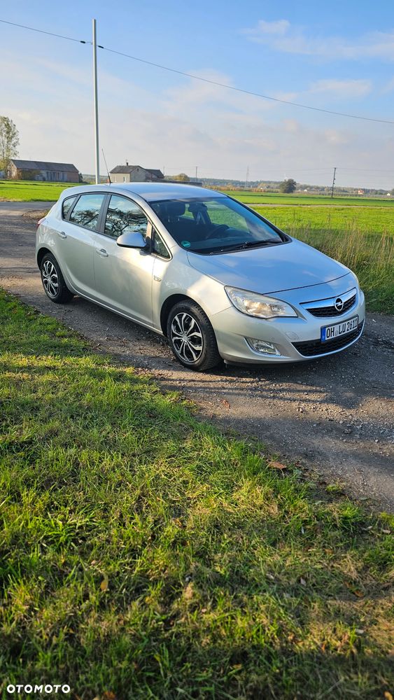 Opel Astra 1.6 Design Edition - 8