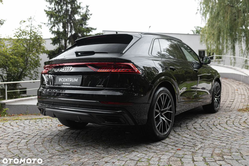 Audi Q8 55 TFSI mHEV Quattro Tiptronic - 11