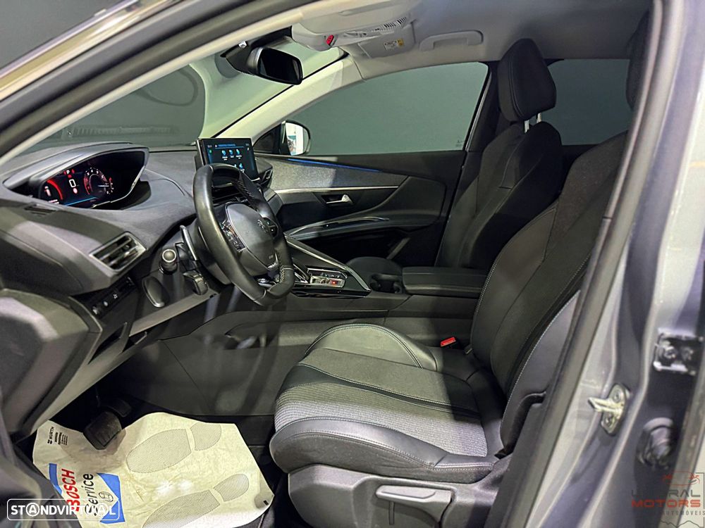 Peugeot 3008 1.2 PureTech Allure Pack EAT8 - 16
