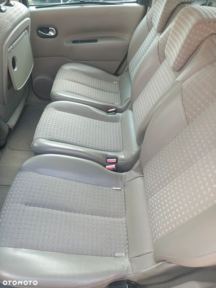 Renault Scenic 2.0 16V Dynamique - 7