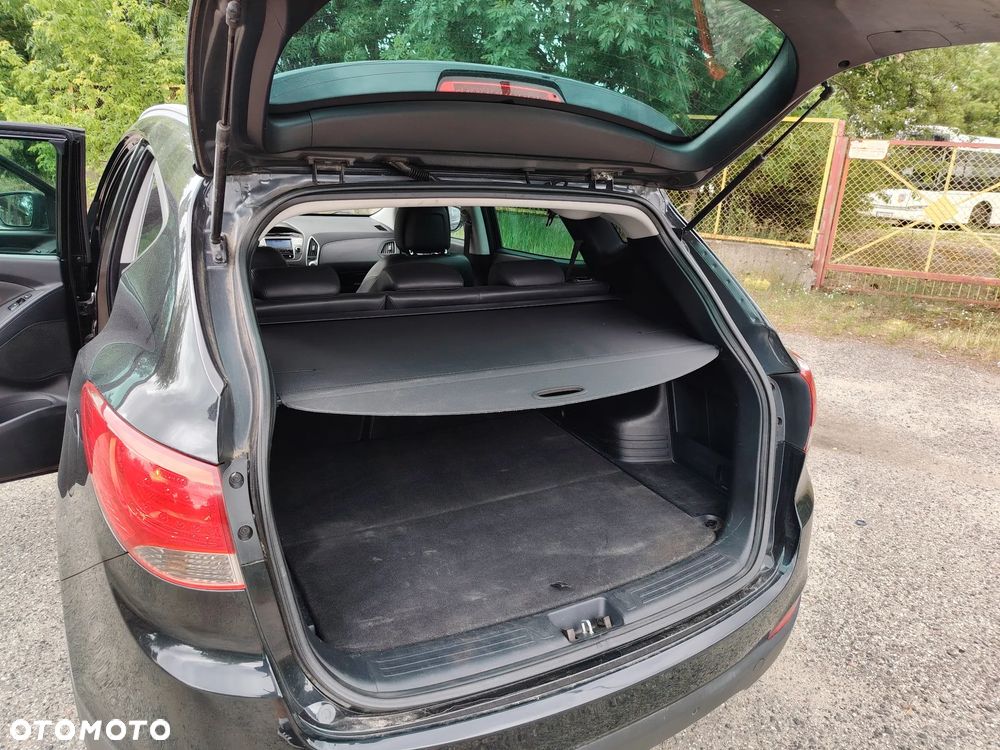 Hyundai ix35 2.0 4WD Premium - 18