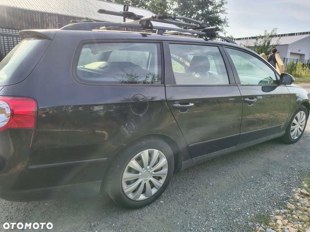 Volkswagen Passat 1.9 TDI Comfortline - 7