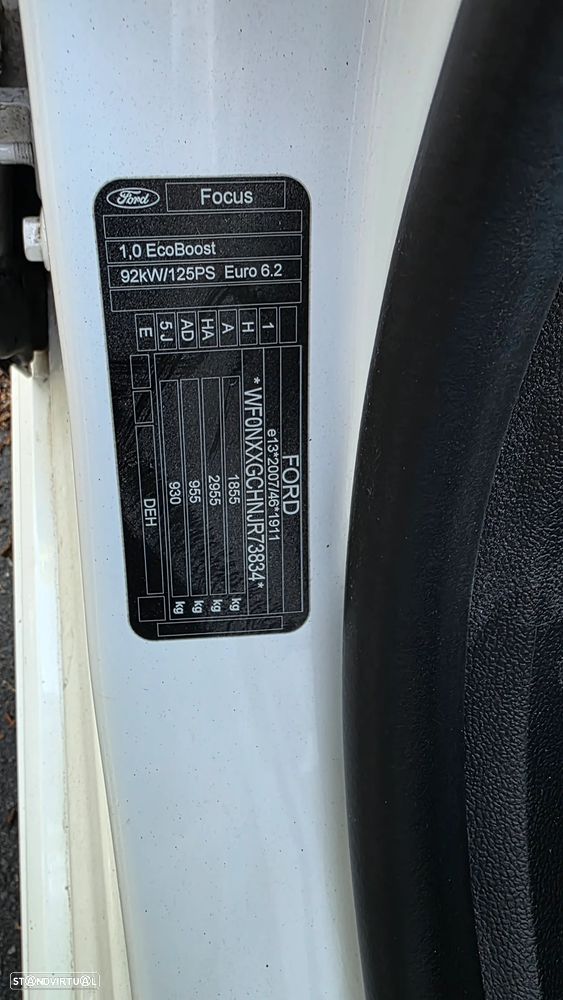 Ford Focus 1.0 EcoBoost S&S ST-LINE STYLE - 28