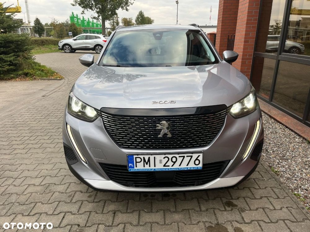 Peugeot 2008 PureTech 100 Allure S&S BVM6 - 5