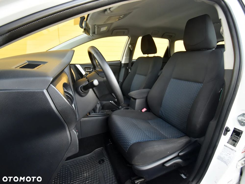 Toyota Auris 1.4 D-4D Active - 25