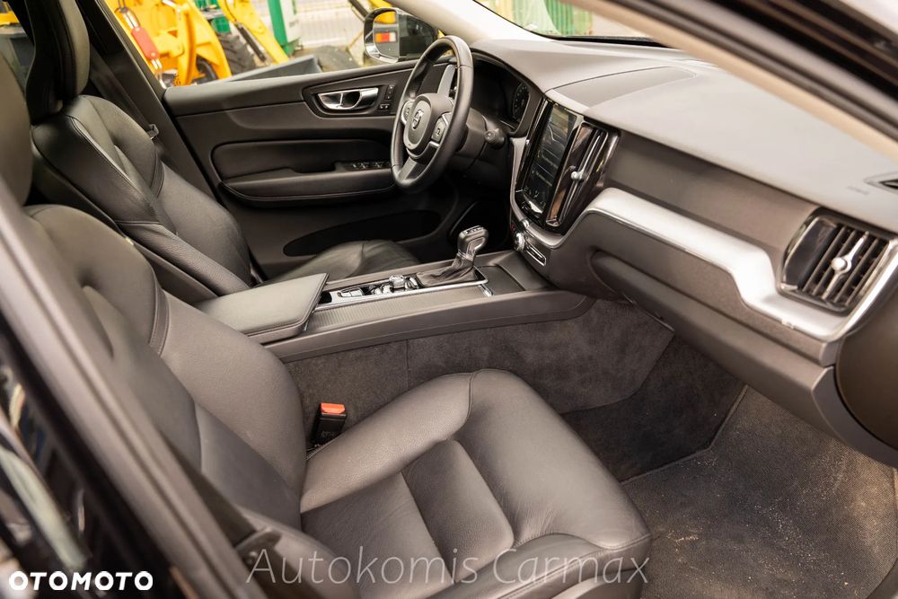 Volvo XC 60 T5 AWD Geartronic Momentum - 14