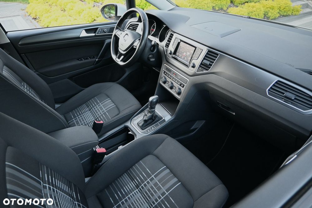 Volkswagen Golf Sportsvan 2.0 TDI BlueMotion Technology DSG Lounge - 22