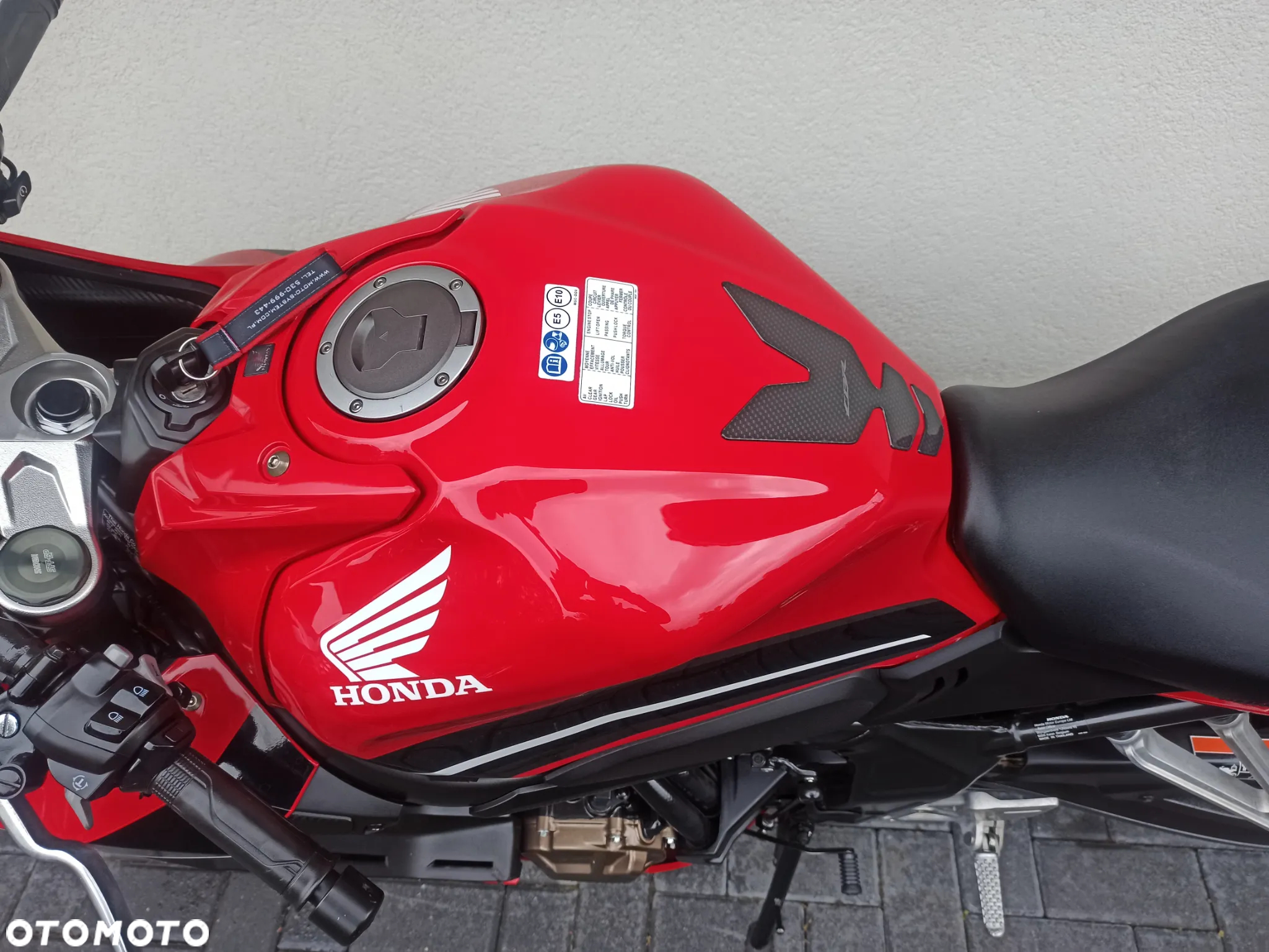 Honda CBR - 6