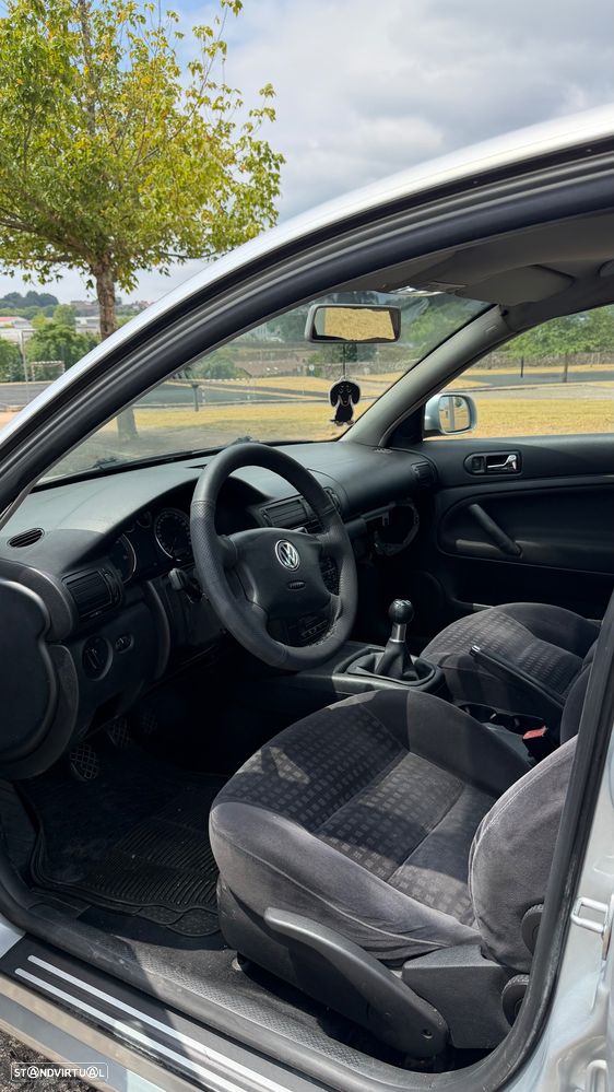 VW Passat 1.9 TDi Trendline - 7