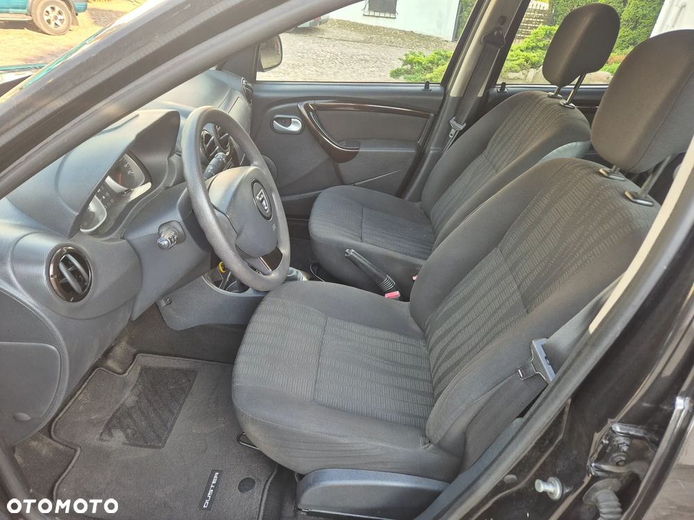 Dacia Duster 1.6 16V 4x4 Laureate - 7