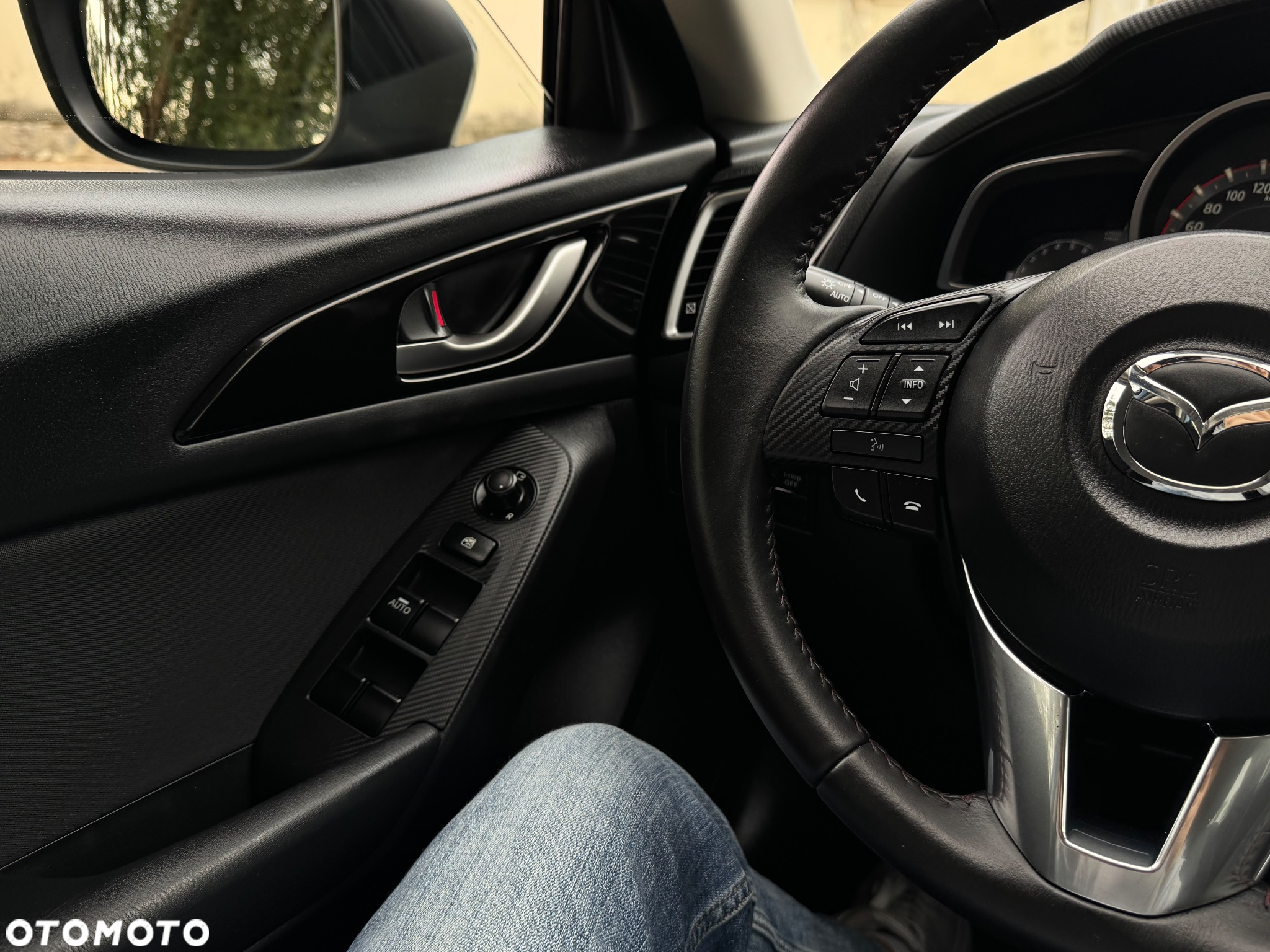 Mazda 3 SKYACTIV-G 120 Sports-Line - 31