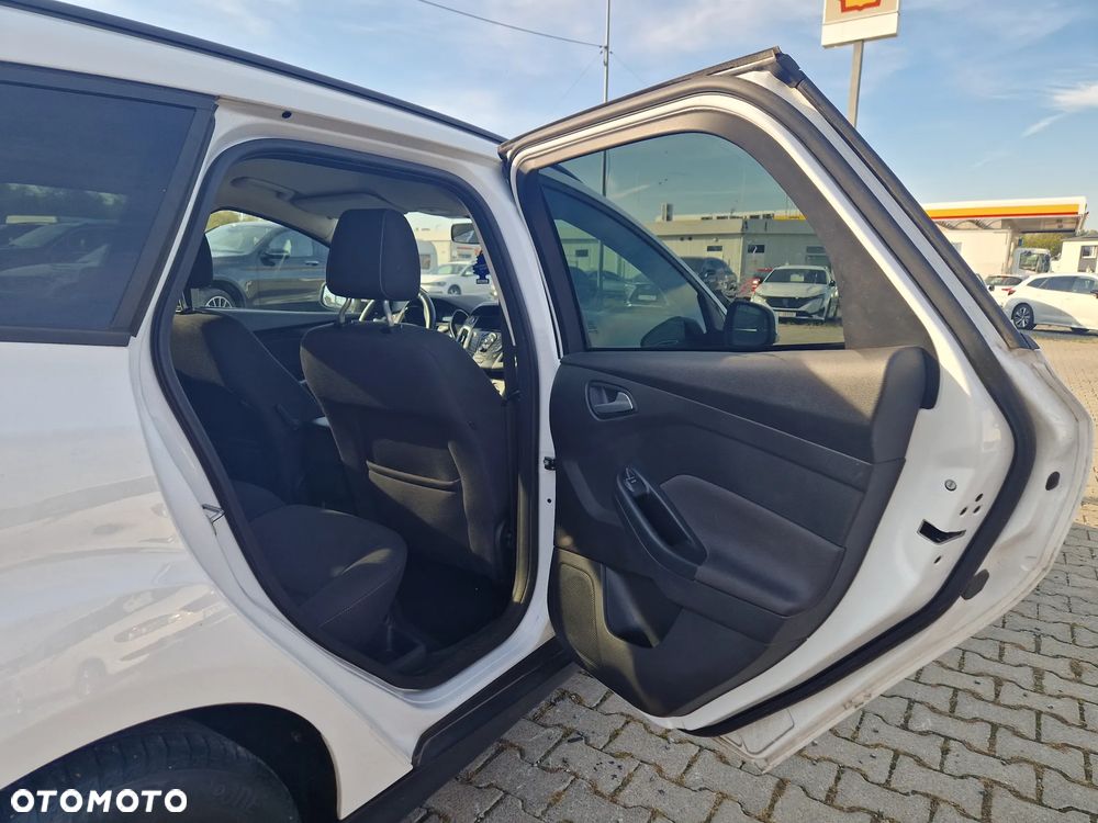Ford Focus - 25