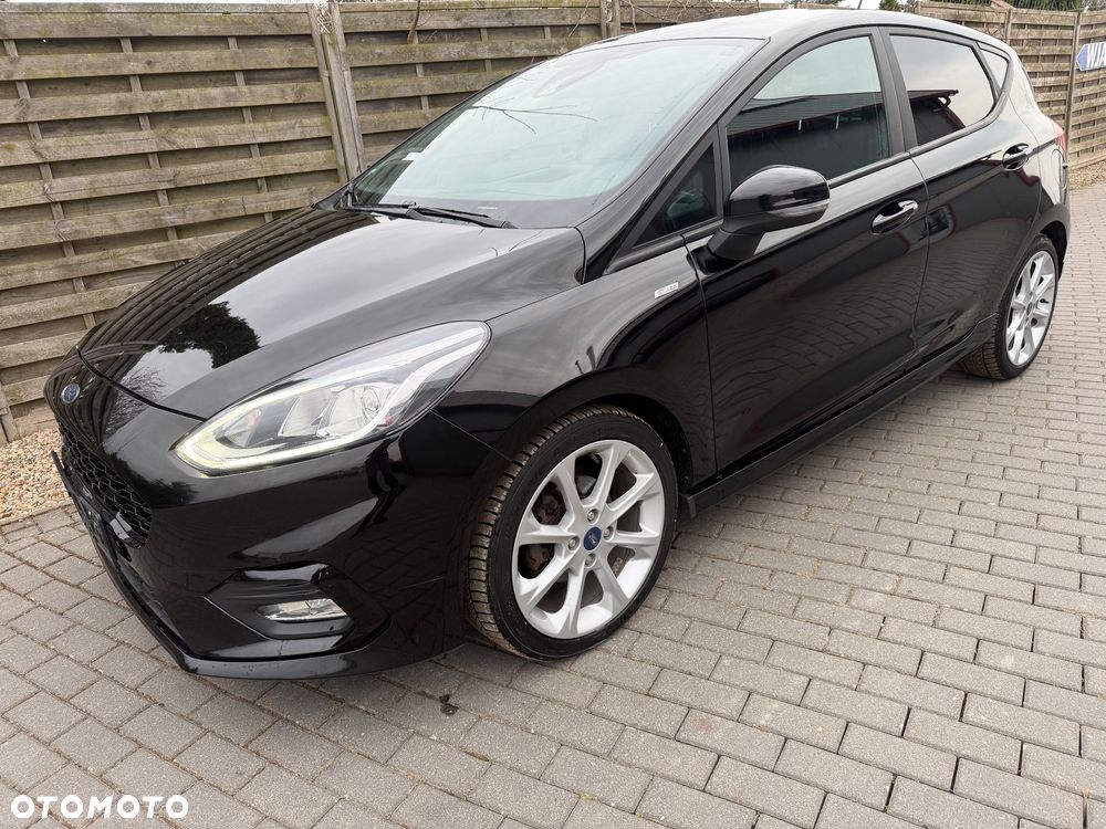 Ford Fiesta 1.5 TDCi S&S ST-LINE - 19