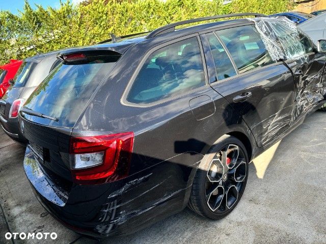 Skoda Octavia 2.0 TSI DSG RS - 3
