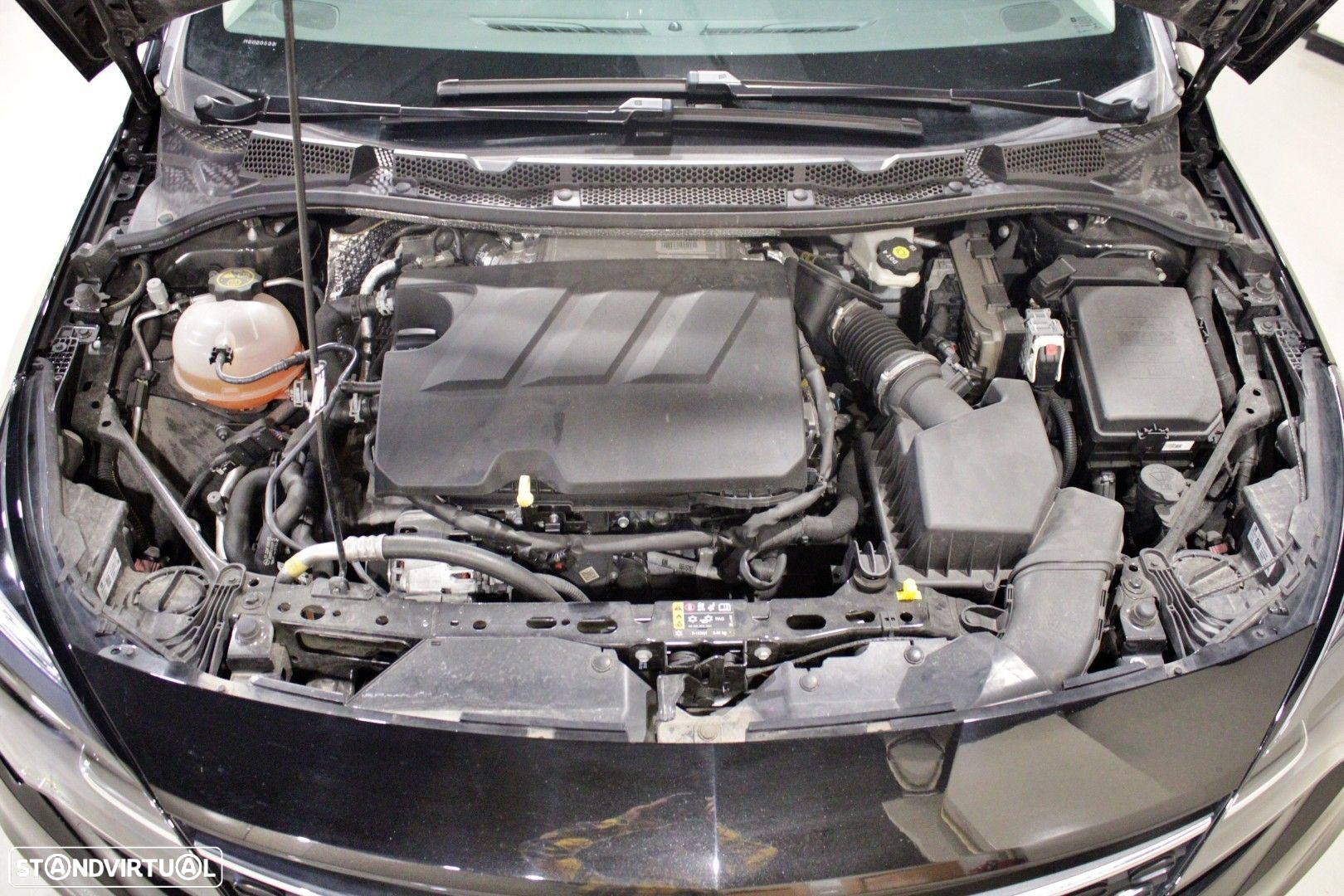 Opel Astra 1.5 D S&S Business Edition - 35