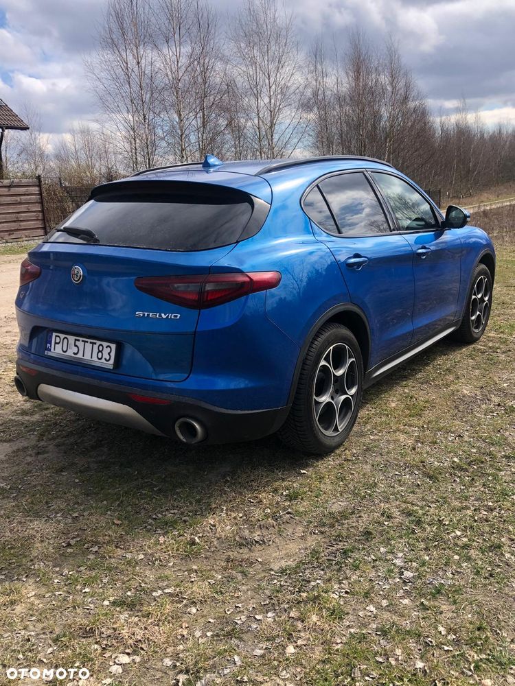 Alfa Romeo Stelvio 2.0 Turbo Veloce Q4 - 5