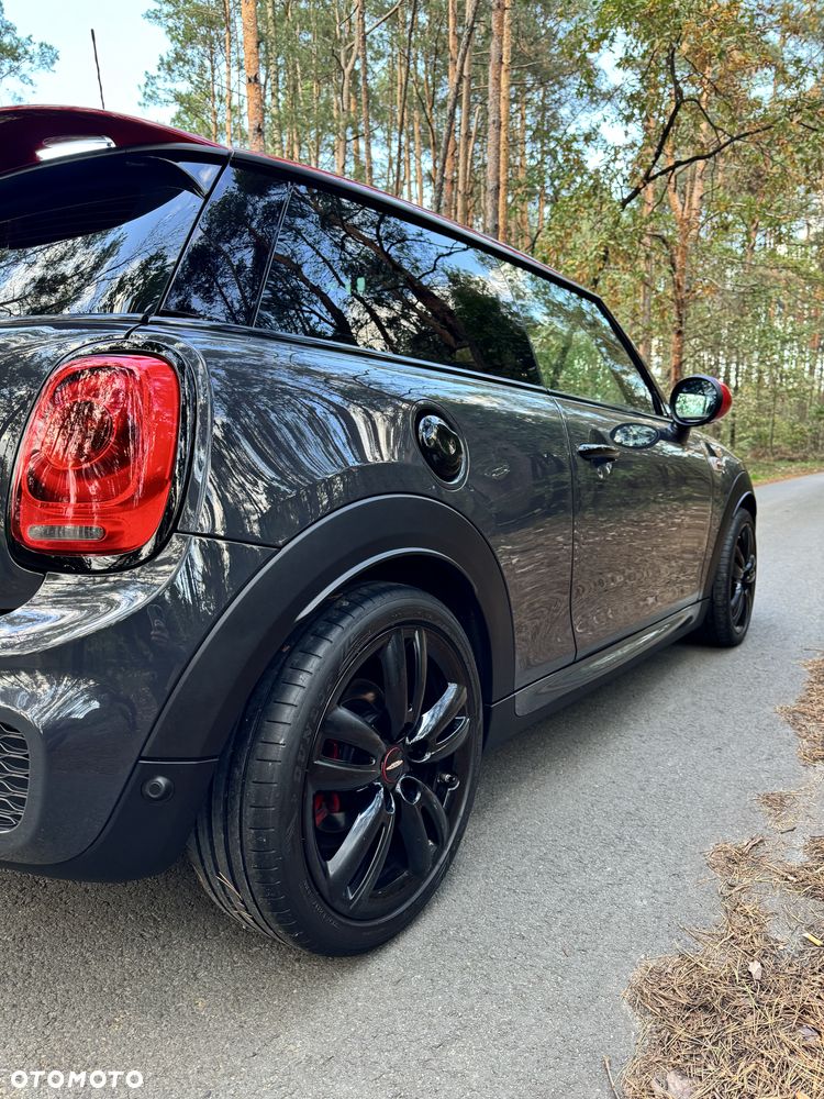 MINI John Cooper Works - 8