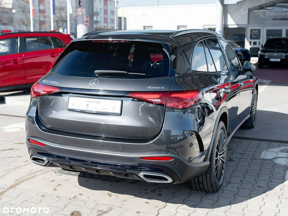 Mercedes-Benz GLC - 6