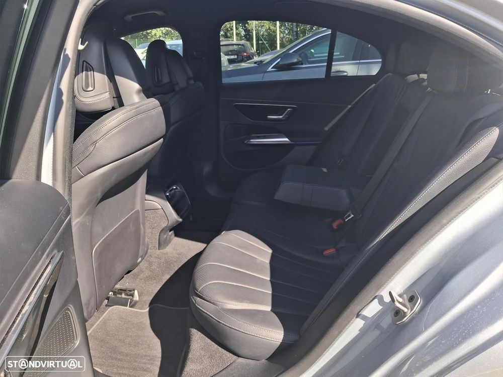 Mercedes-Benz E 220 d Avantgarde - 12