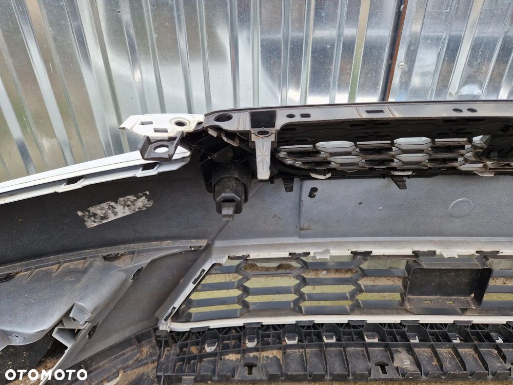 Seat Ibiza V 6F0 Zderzak Przód przedni bez PDC - 8