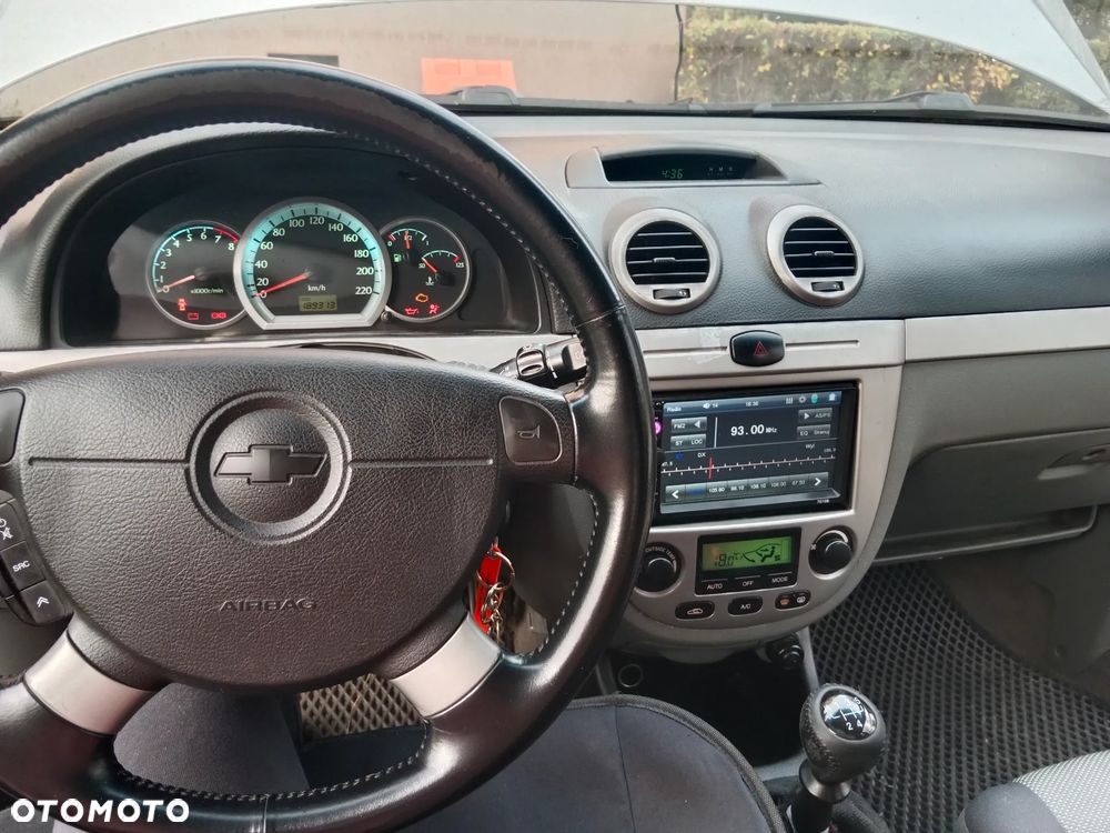 Chevrolet Lacetti - 14