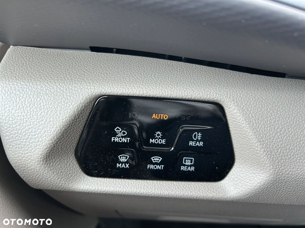 Volkswagen California - 35