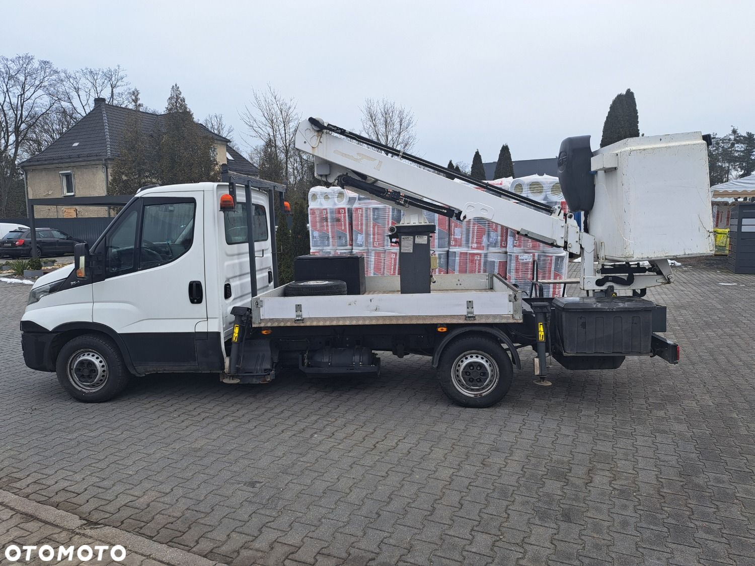 Iveco Daily 35S14N + Movex Tl 13M - 8