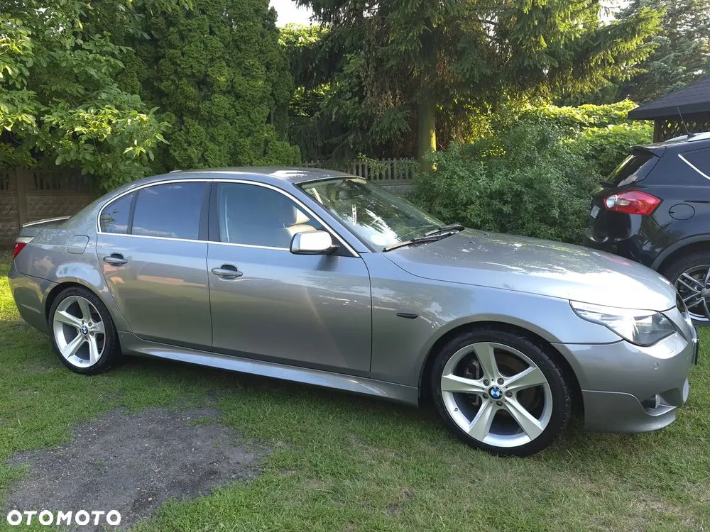 BMW Seria 5 525d - 11