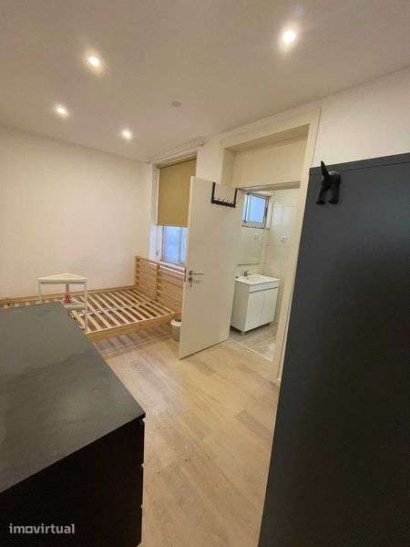 Apartamento T1 Remodelado no Porto - Grande imagem: 4/7