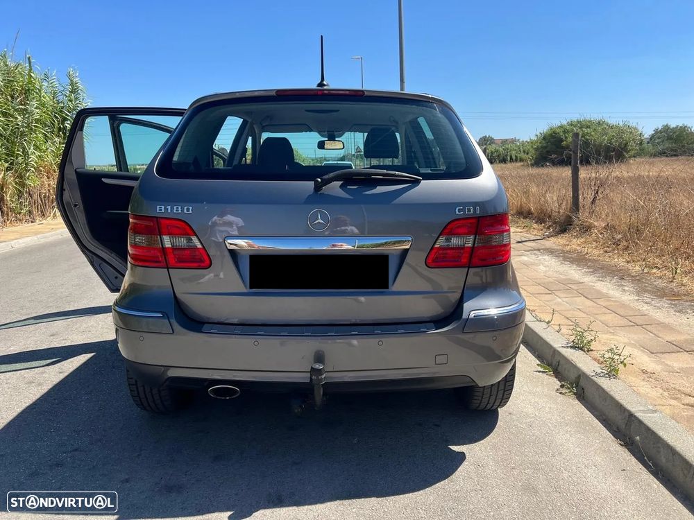 Mercedes-Benz B 180 CDI Autotronic - 7