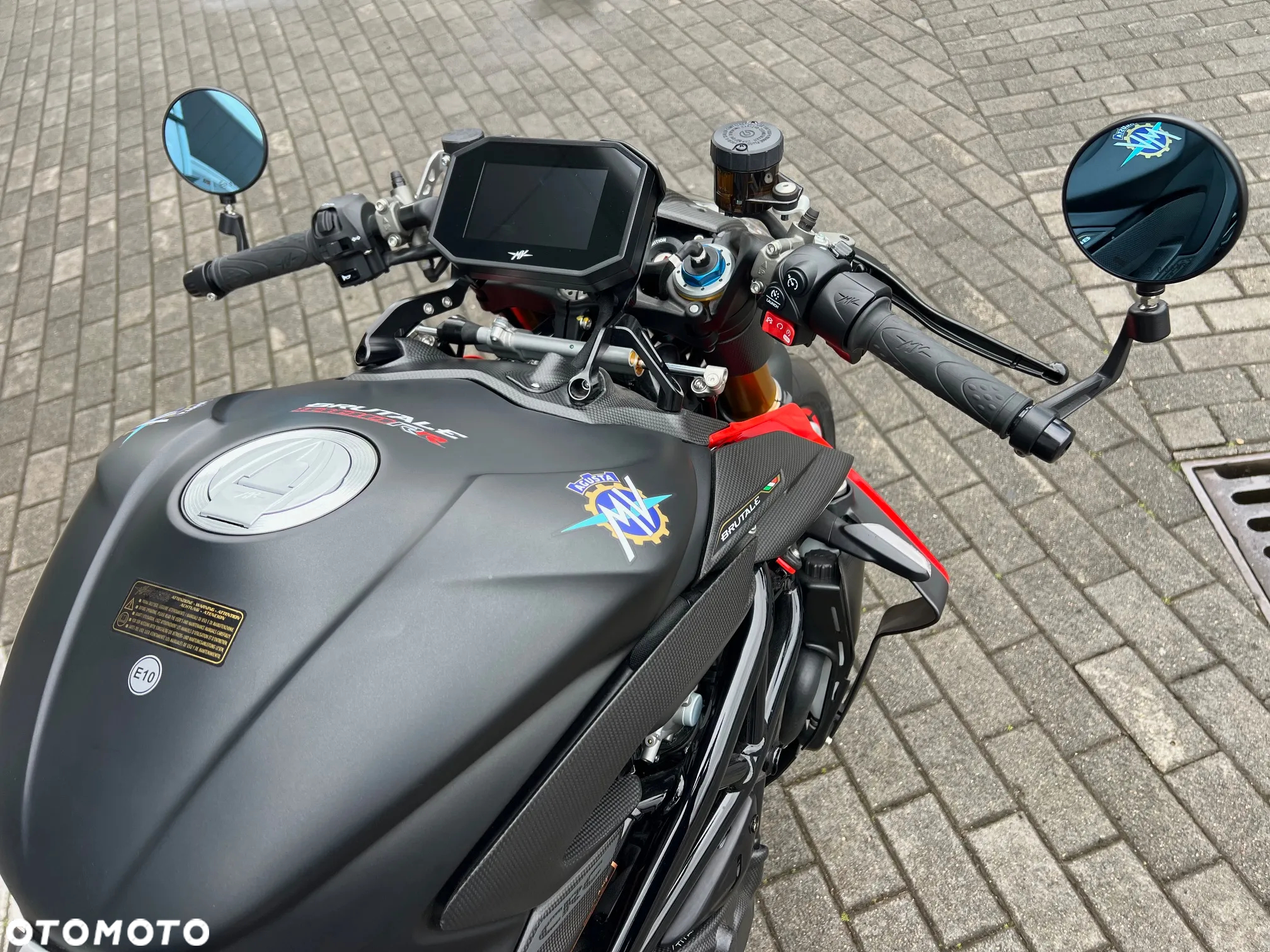 MV AGUSTA Brutale - 5