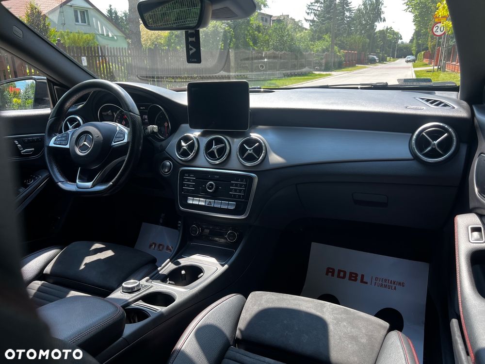Mercedes-Benz CLA - 21