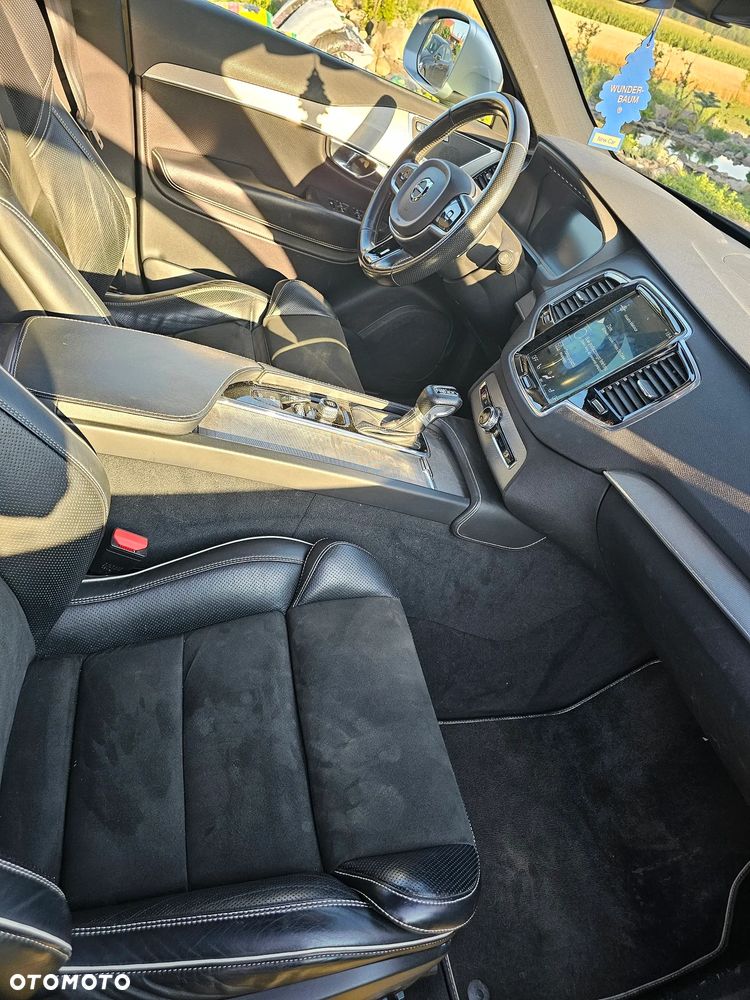 Volvo XC 90 D5 SCR AWD R-Design - 12