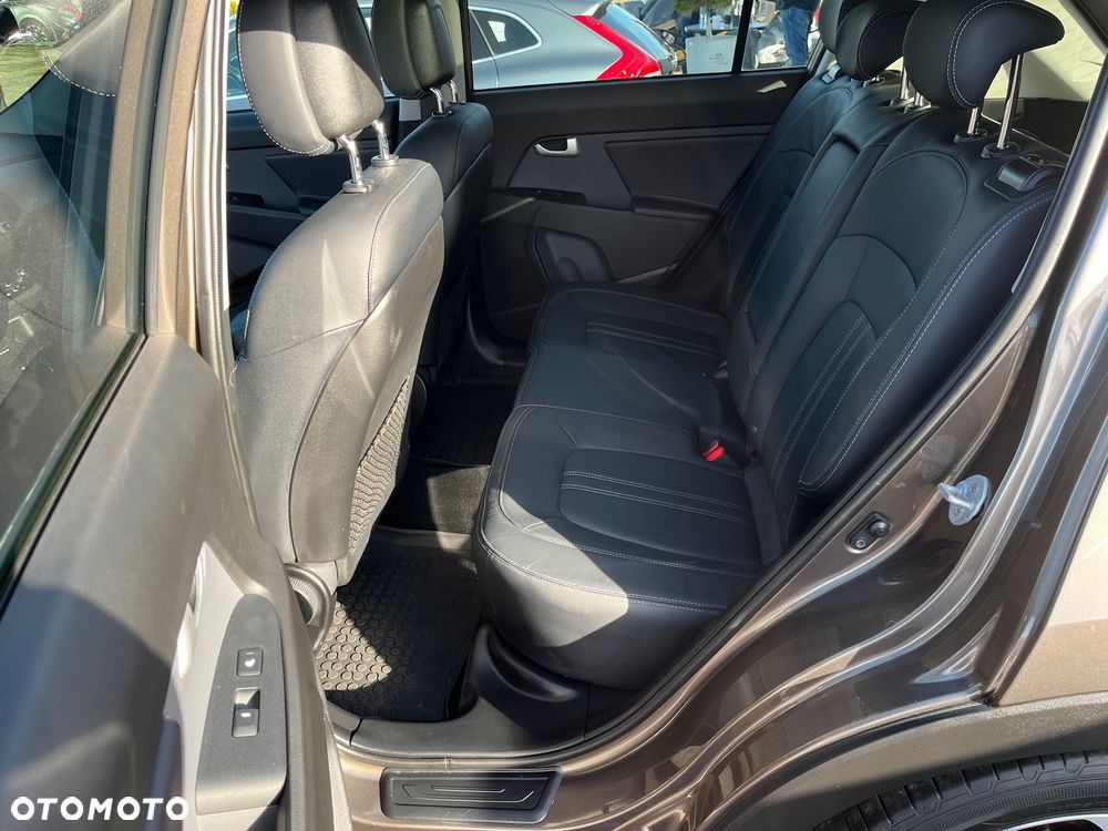 Kia Sportage 2.0 CRDI L AWD - 23