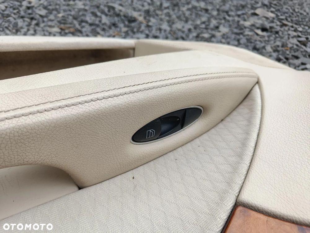 MERCEDES W211 BOCZEK TAPICERKA PRAWY Przód Banan Beż - 10